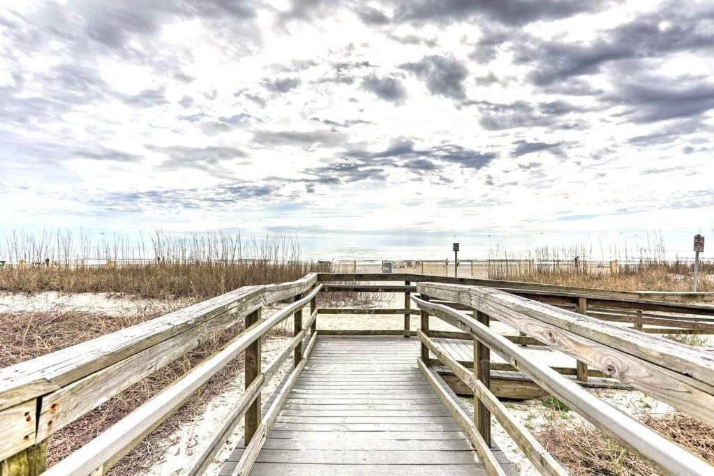 Aparthotel Ocean Front, Private Balconies Myrtle Beach Exterior foto